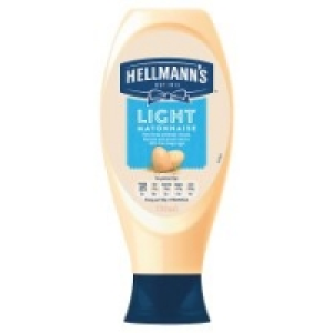 Tesco  Hellmanns Light Squeezy Mayonnaise 750Ml