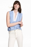 HM   Sleeveless cotton blouse