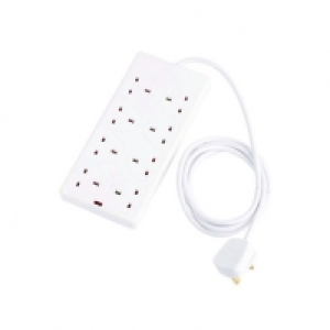 Wickes Surge Protected Extension Lead 8 Sockets 2m £5.00