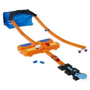 Hot Wheels Track Builder Stunt Box &pound;29.00