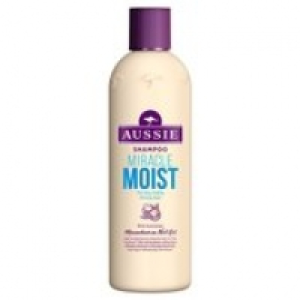 Aussie Miracle Moist Shampoo £4.00