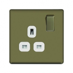 Wickes 13A Switched Socket 1 Gang Pearl Nickel Screwless Fla