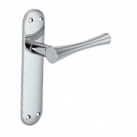 Wickes  Wickes Bella Latch Handles Pair Polished Chrome Finish