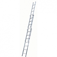 Wickes  Domestic Extension Ladder3 section, 2.21m closed height