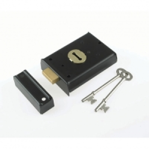 Yale P-402-BK Rim Lock Black &pound;13.39