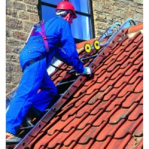 Youngman Aluminium Roof Ladder - Max Height 4.24m