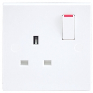 British General 13A 1 Gang Double Pole Switched Power Socket