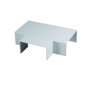 Wickes Maxi Trunking Flat Tee White 100x50mm £8.99