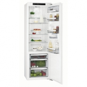 AEG Intergrated Tower Fridge SKK81826ZC