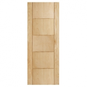 Wickes  Wickes Thame Internal Oak Veneer Door 5 Panel 1981x610mm