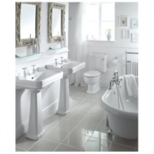 Wickes Hamilton Suite with Roll Top Bath