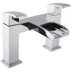 Wickes  Wickes Waterfall Bath Filler Tap - Chrome