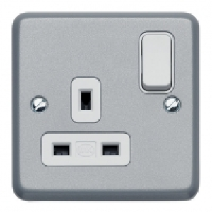 MK Metalclad 13A 1g Dp Switch Socket
