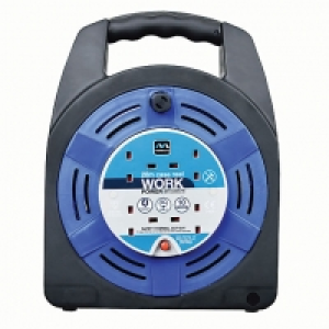 Masterplug 4 Socket Case Reel with Thermal Cut-out 10A Blue  &pound;19.99