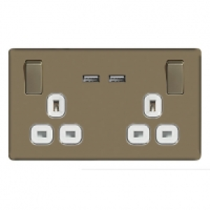Wickes 13A Switched Socket + USB Charger 2 Gang Pearl Nickel