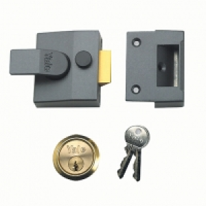 Wickes  Yale P-85-DMG-PB-40 85 Deadlocking Nightlatch 40mm Grey / Br