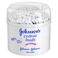 Poundland  Johnsons Cotton Buds, 200 Pack