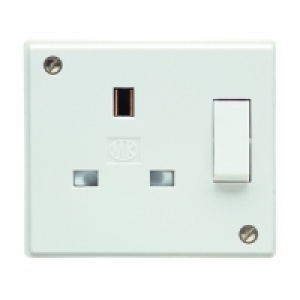 MK 13A S/Mount Switched Skt 2959RPWHI £6.49